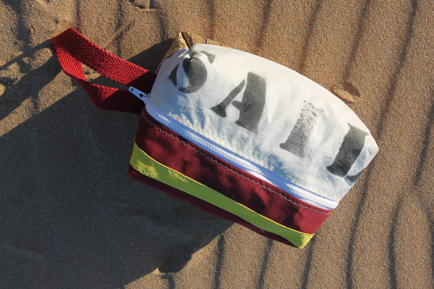 Toiletry Bag Sail - Maroon